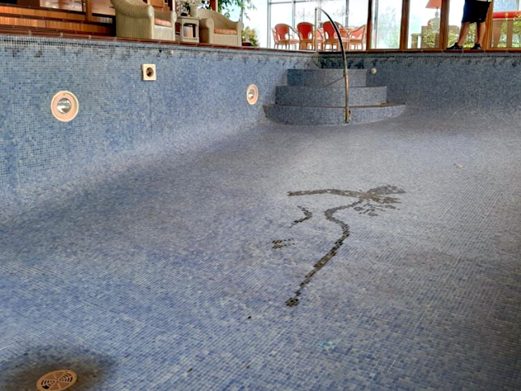 Options pour l'imperméabilisation d'une piscine existante.