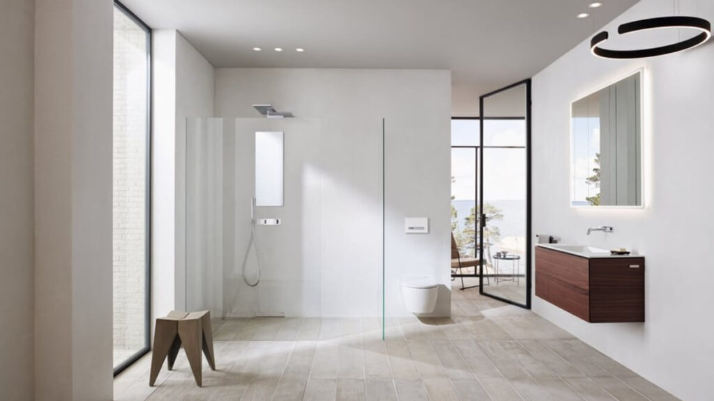 Les solutions Molins sont idéales pour remplacer la baignoire par un receveur de douche.